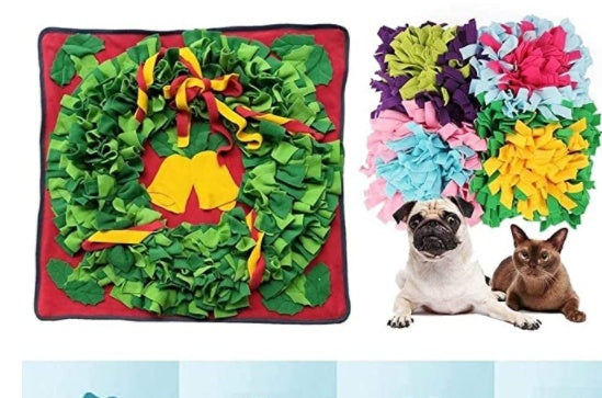 Christmas pet sniffing mat