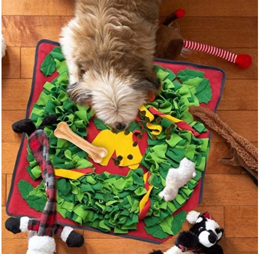 Christmas pet sniffing mat